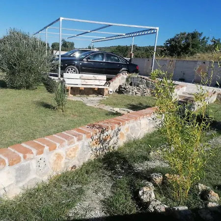 Lovely With Private Pool Fjaka, Zadar Region