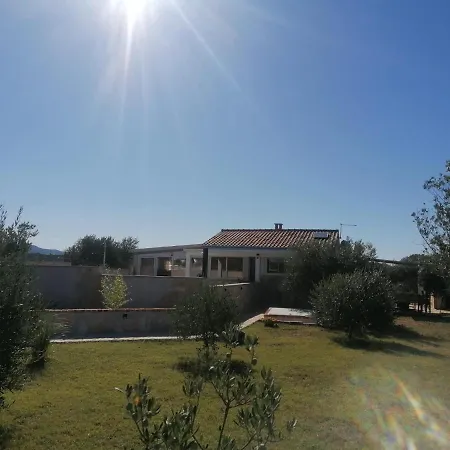 Lovely With Private Pool Fjaka, Zadar Region