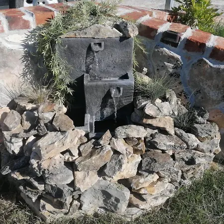 Lovely With Private Pool Fjaka, Zadar Region Сasa de vacaciones *