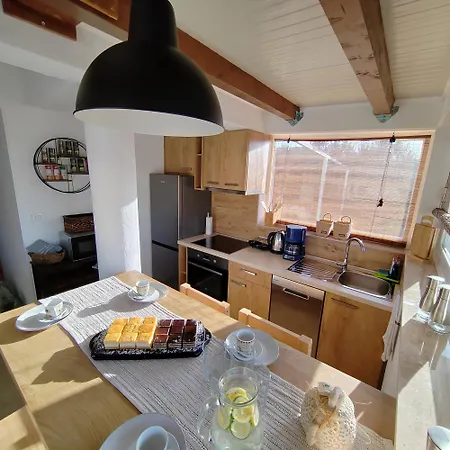 Lovely With Private Pool Fjaka, Zadar Region *