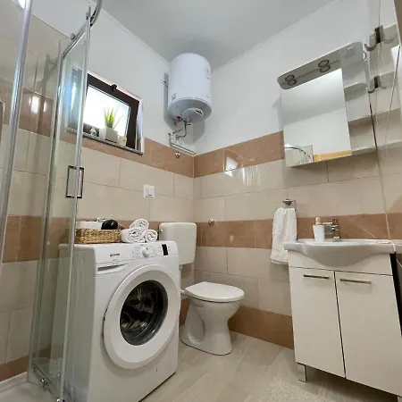Tatil Evi With Private Pool And Mini Golf Fjaka, Zadar Region *