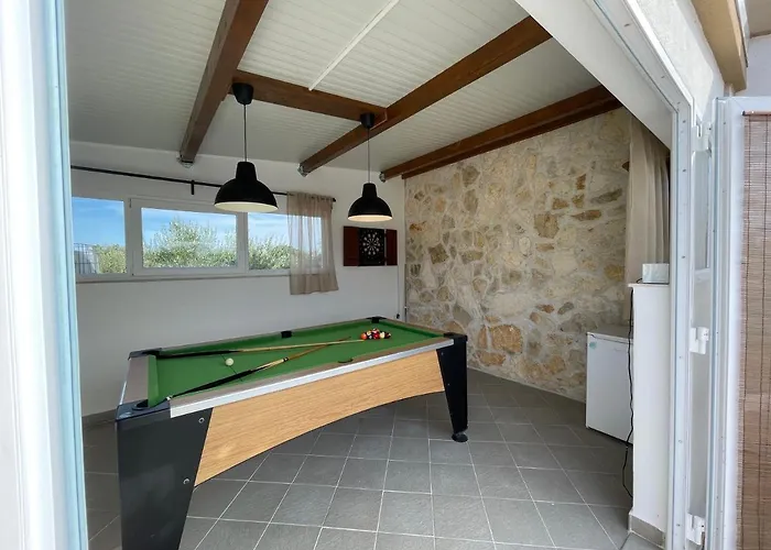 With Private Pool And Mini Golf Fjaka, Zadar Region Bulic