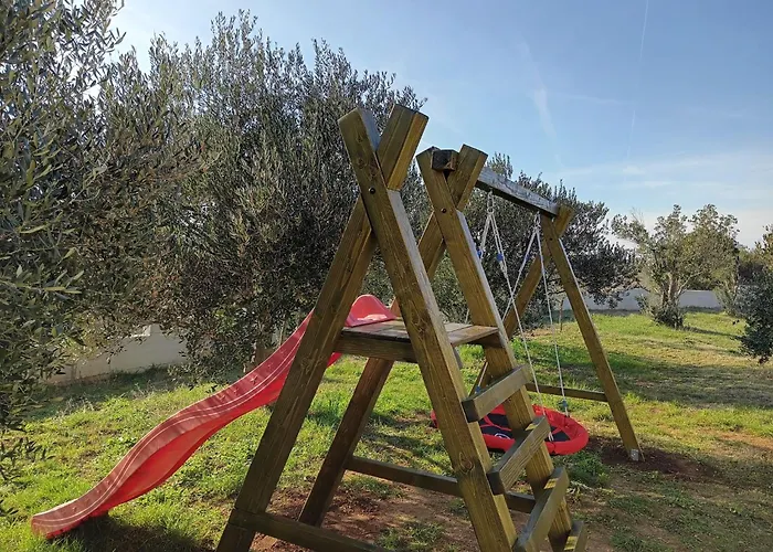 With Private Pool And Mini Golf Fjaka, Zadar Region Bulic